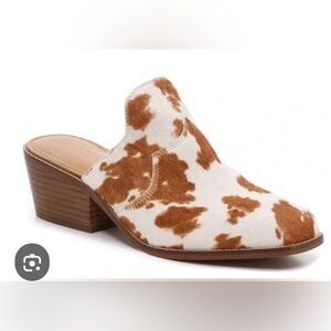 Crown Vintage CV-Galiena Women's size 7 1/2 Mules